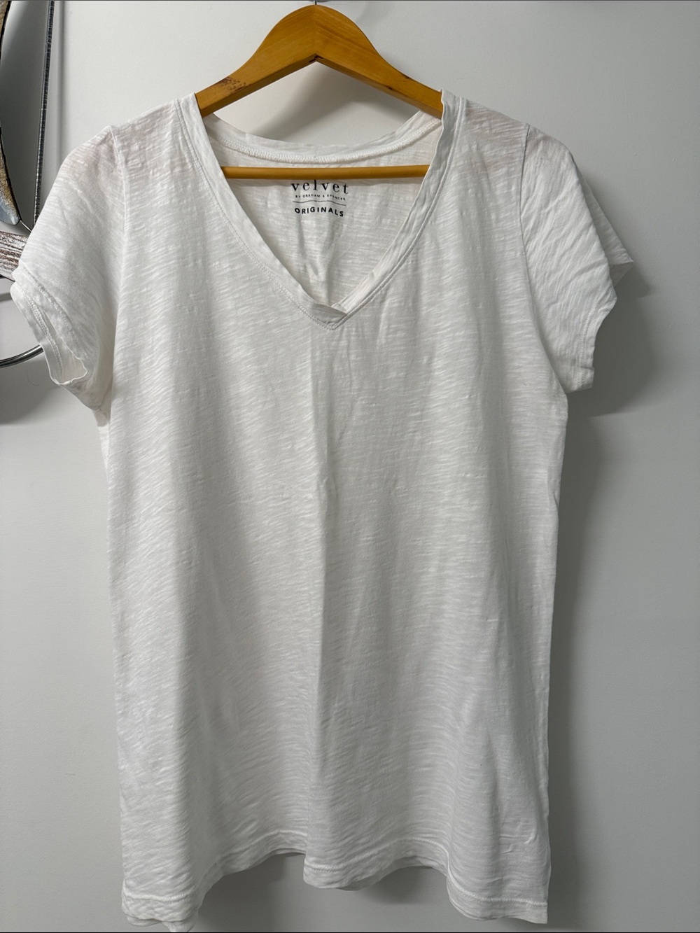 Velvet White Slub V-Neck Short Sleeve Tee